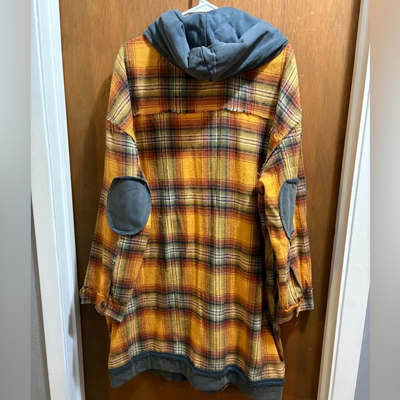 Three Bird Nest POL NWOT Plaid Patch Hooded Frayed Jacket - Picture 4 of 5